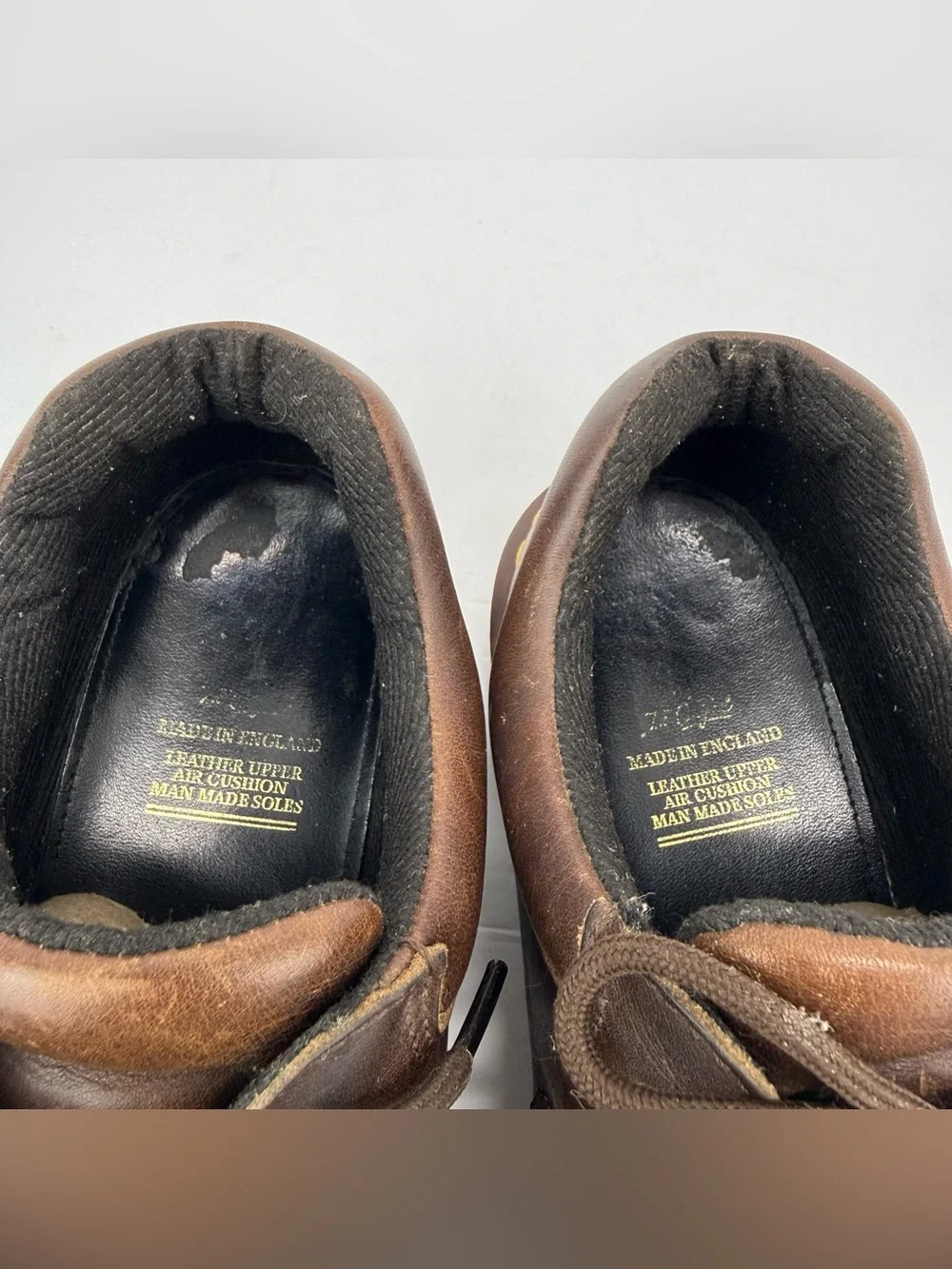 Vintage 90s Y2K Dr. Martens 8312 size 10 Men’s Brown Leather Chunky Oxford Shoes